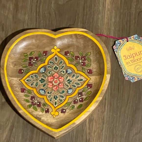 Jaipur in Bloom Handpainted Heart Made in Indian NWT - Picture 7 of 7